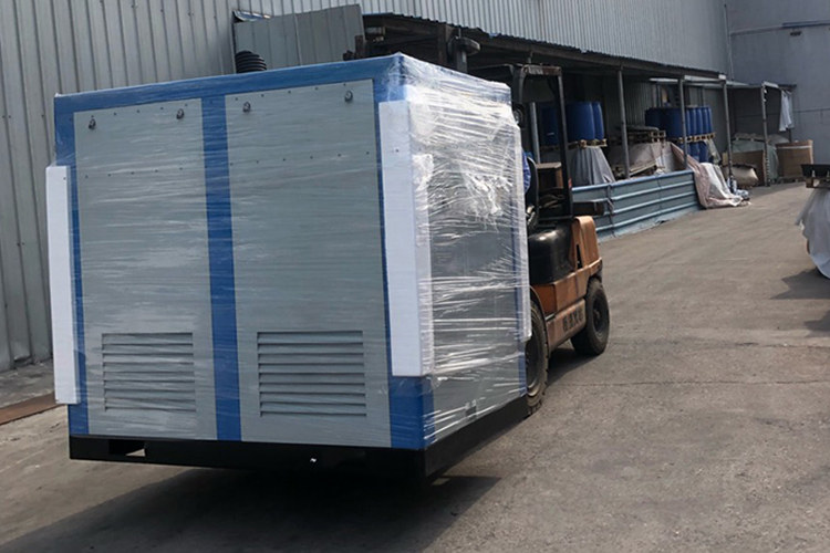 江陰杜奧爾汽車(chē)用紡織品公司購(gòu)入權(quán)偉節(jié)能螺桿空壓機(jī)